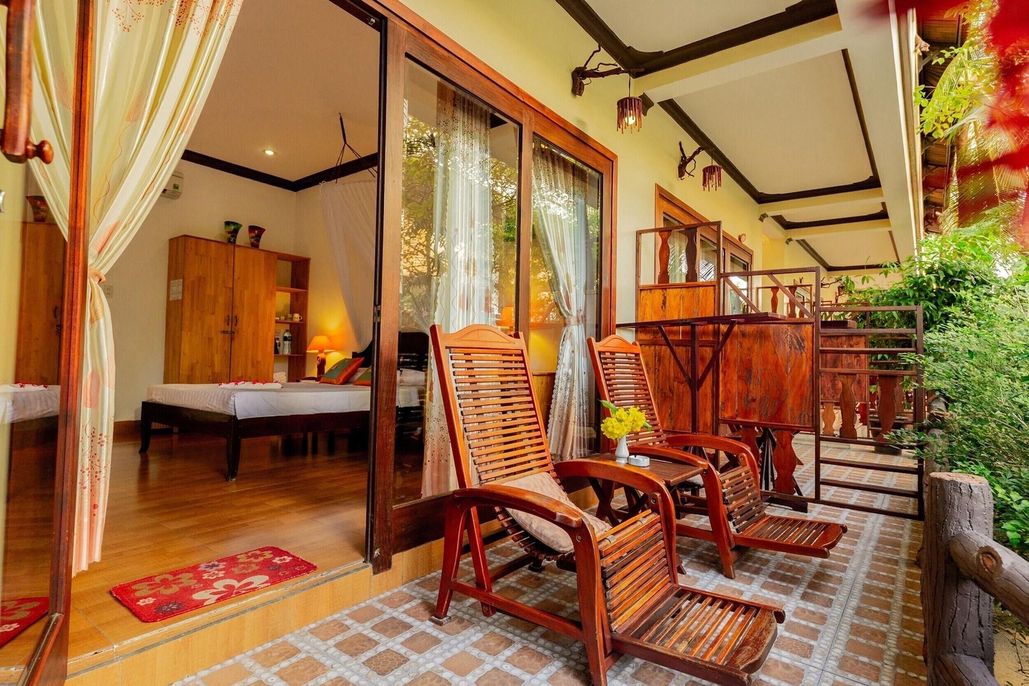 Bao Quynh Bungalow Hotel Phan Thiet Exterior photo