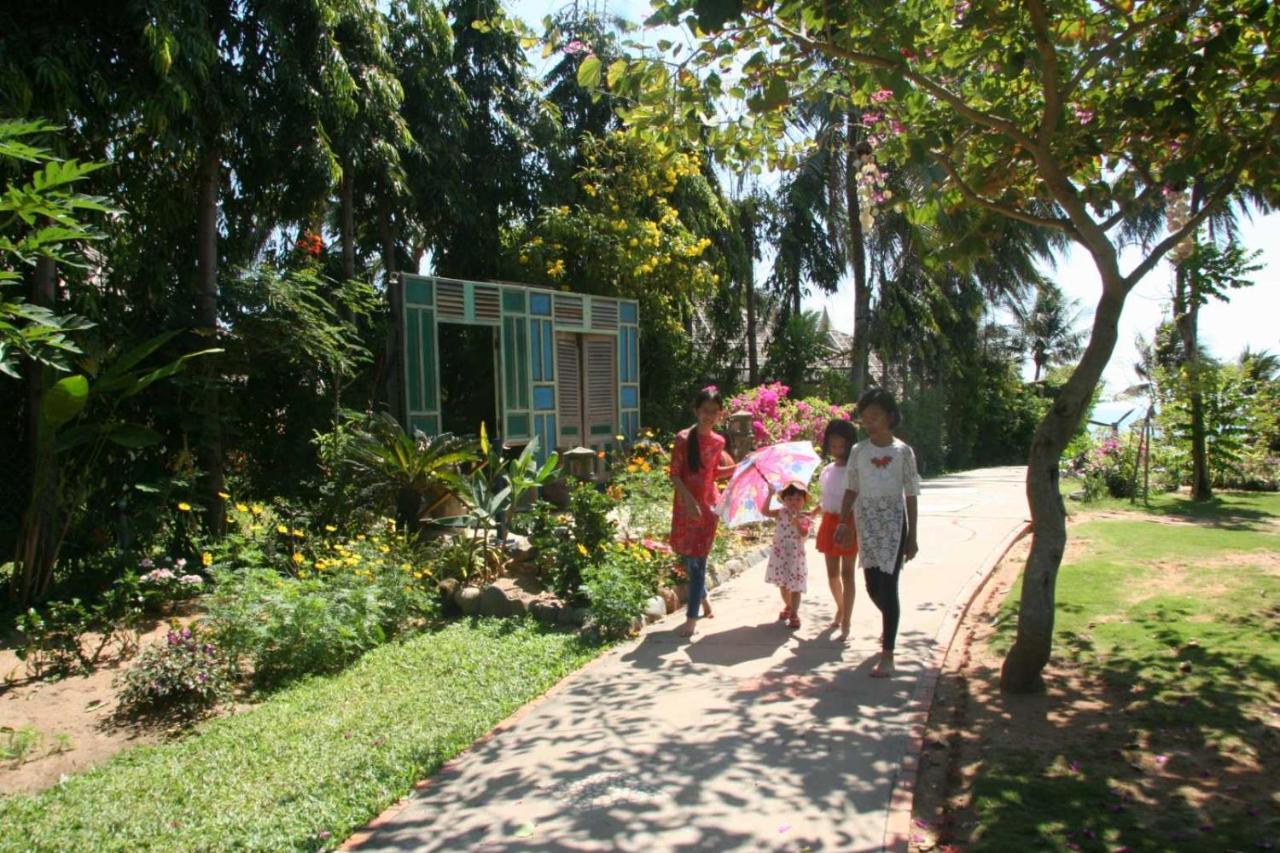 Bao Quynh Bungalow Hotel Phan Thiet Exterior photo